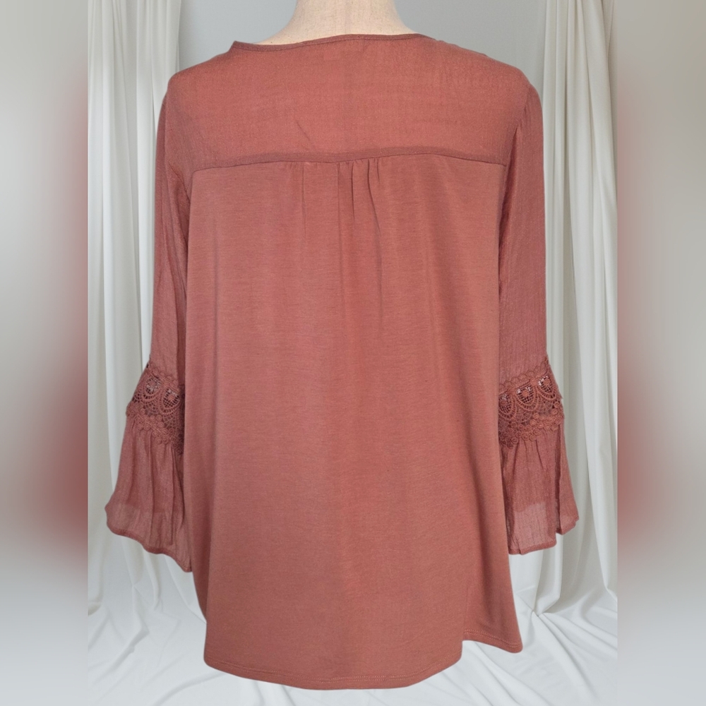 Indigo Rose Terracotta Lace Sleeve V Neck Tunic Blouse Large NWT - Picture 3 of 7